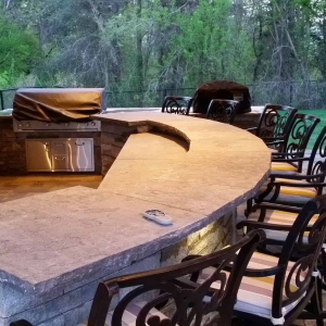 Outdoor Kitchen With Bar