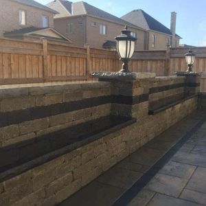 Retaining Wall With Lamps