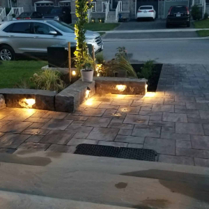 Small Retaining Wall With Lights